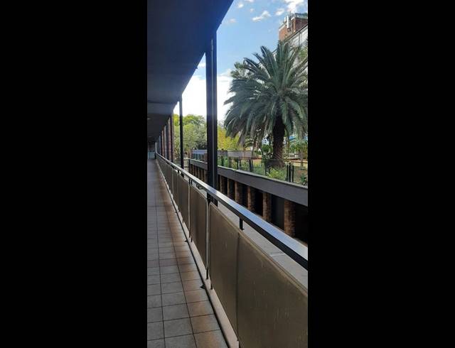 1 BEDROOM APARTMENT FOR SALE IN MUCKLENEUK